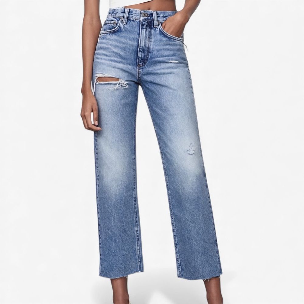 Zara Pepper Mom Jeans Light Wash Distressed Straight Leg Cropped Denim 2 Raw Hem